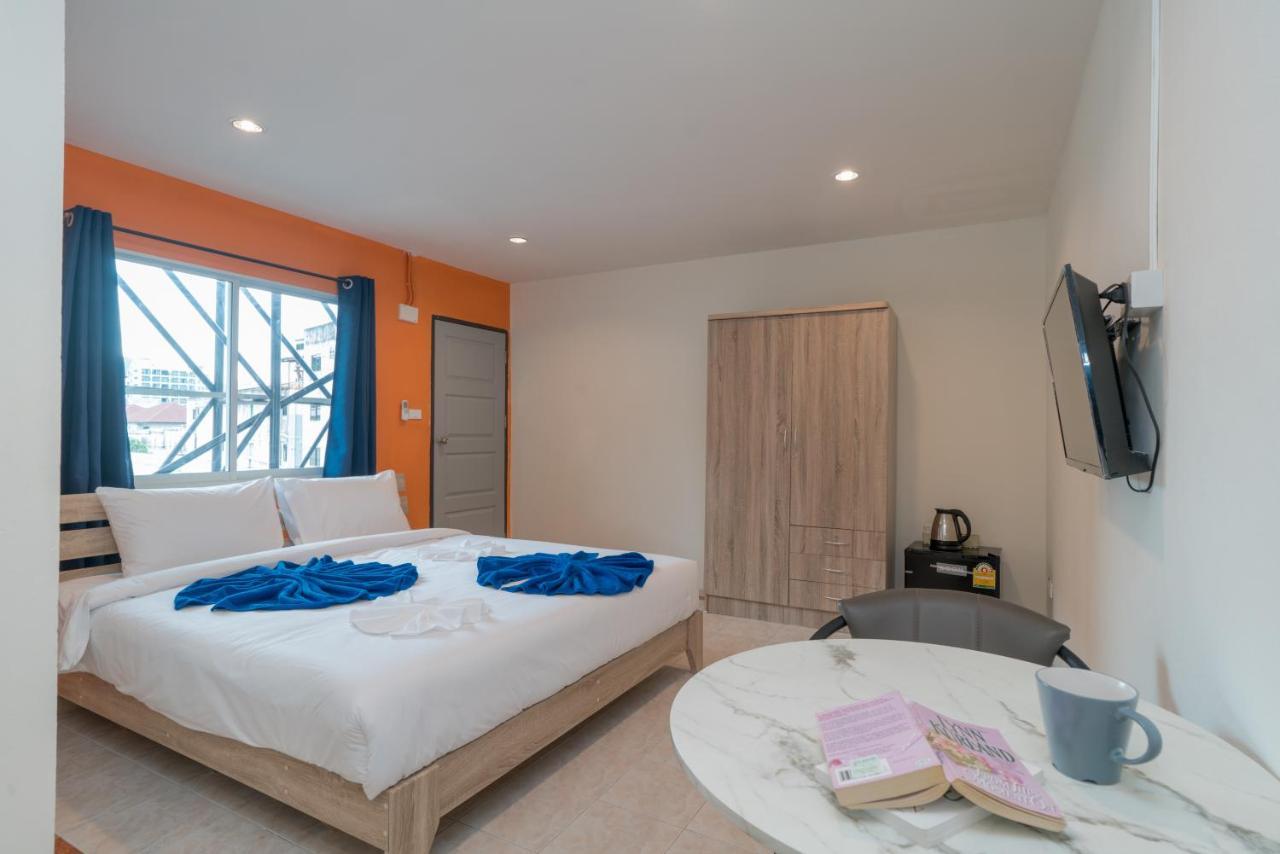 Grey Door Hotel Patong ภายนอก รูปภาพ