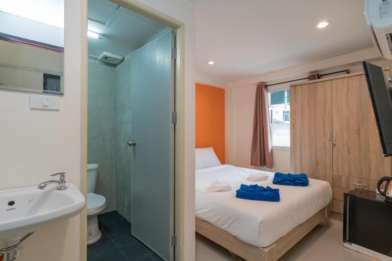 Grey Door Hotel Patong ภายนอก รูปภาพ